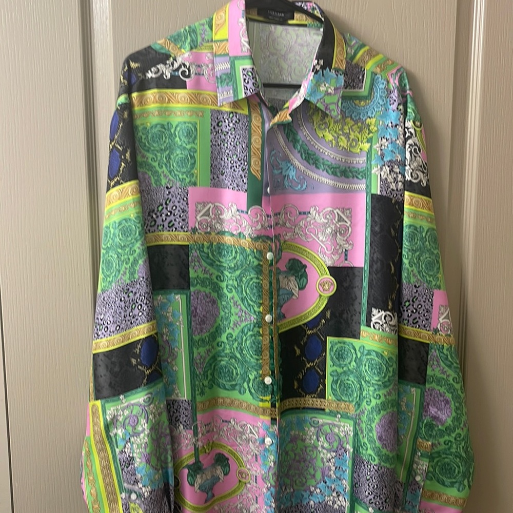Authentic Versace shirt like brand new